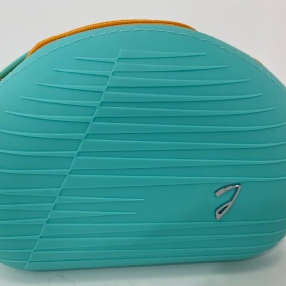 Cosmetic Bag & Mirror - NEW in package- Giftable ! - Picture 2 of 7